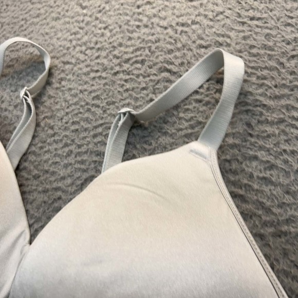 Bali Bra 38D Full Coverage 3458 One SMooth U Bounce Control Wireless Bra - Picture 3 of 10